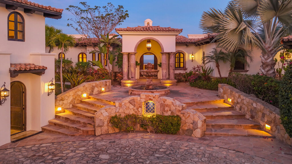 Cabo Luxury Cove Club Welcome to this extraordinary Ocean – 1 La Riviera, Cabo Corridor, BS
