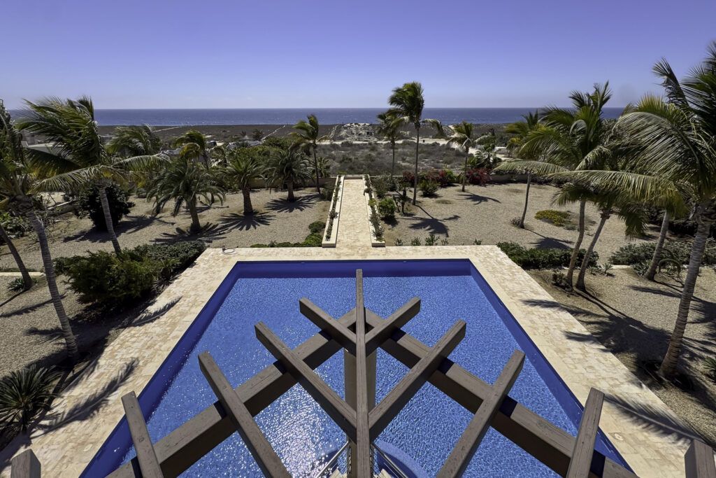 Cabo Luxury Todos Santos-General Just one row from the beach, this striking diamond-shaped residence offers panoramic ocean – 187 Centenario, Pacific, BS