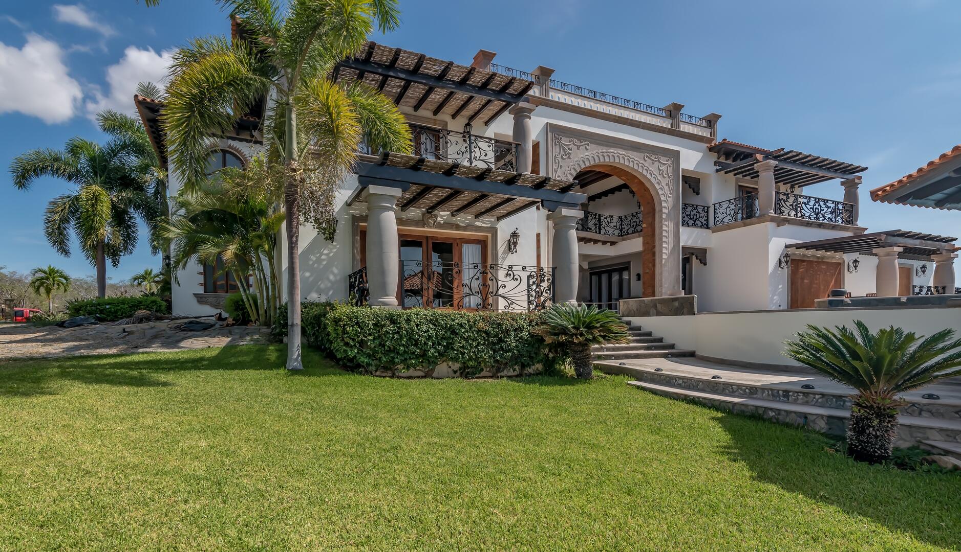 Cabo Luxury Fundadores Set within the prestigious, double-gated Fundadores enclave of Puerto Los Cabos, Casa Las Glorias captures sweeping for sale