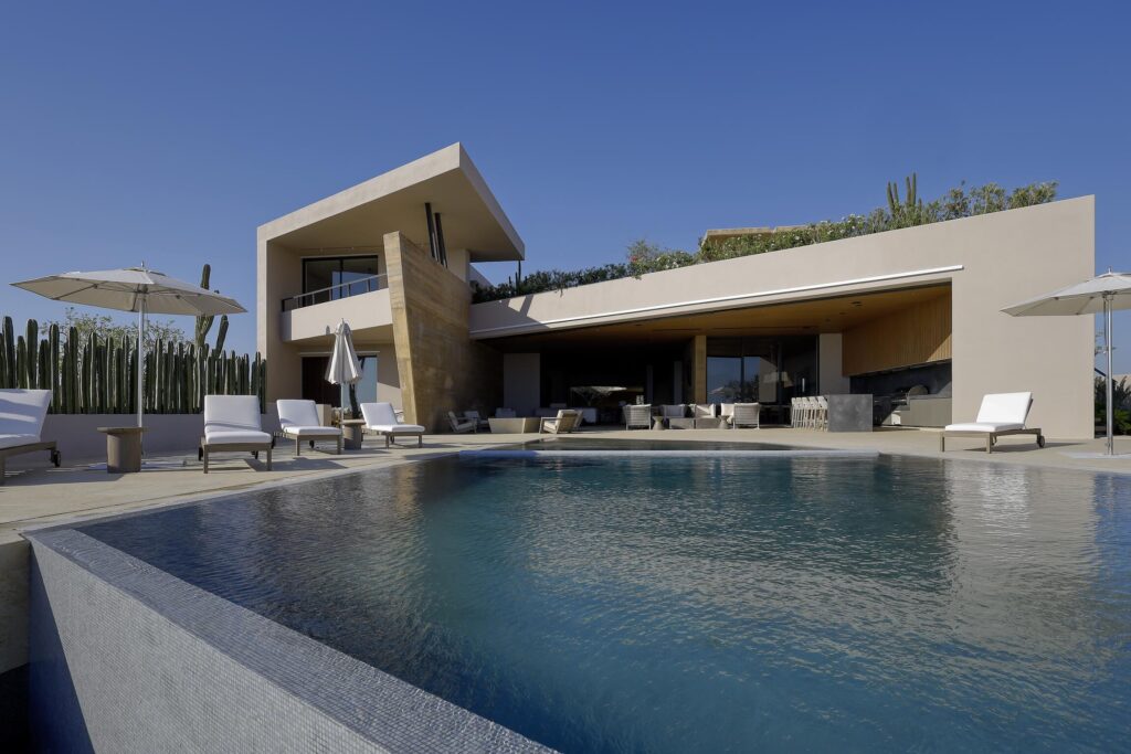 Cabo Luxury Legacy Founders Estates Introducing an extraordinary pre-construction opportunity in the prestigious Legacy Estates, Diamante Cabo San Lucas' most exclusive enclave. This 6-bedroom estate spans 8,000 sq.ft. of meticulously designed living space, complemented by 3,700 sq.ft. of expansive outdoor living areas, all poised to deliver the ultimate in luxury coastal living.Perched at the highest elevation within Diamante, this homesite is one of only ten private estates, offering uninterrupted, panoramic – 6 Diamante Legacy Estates, Pacific, BS