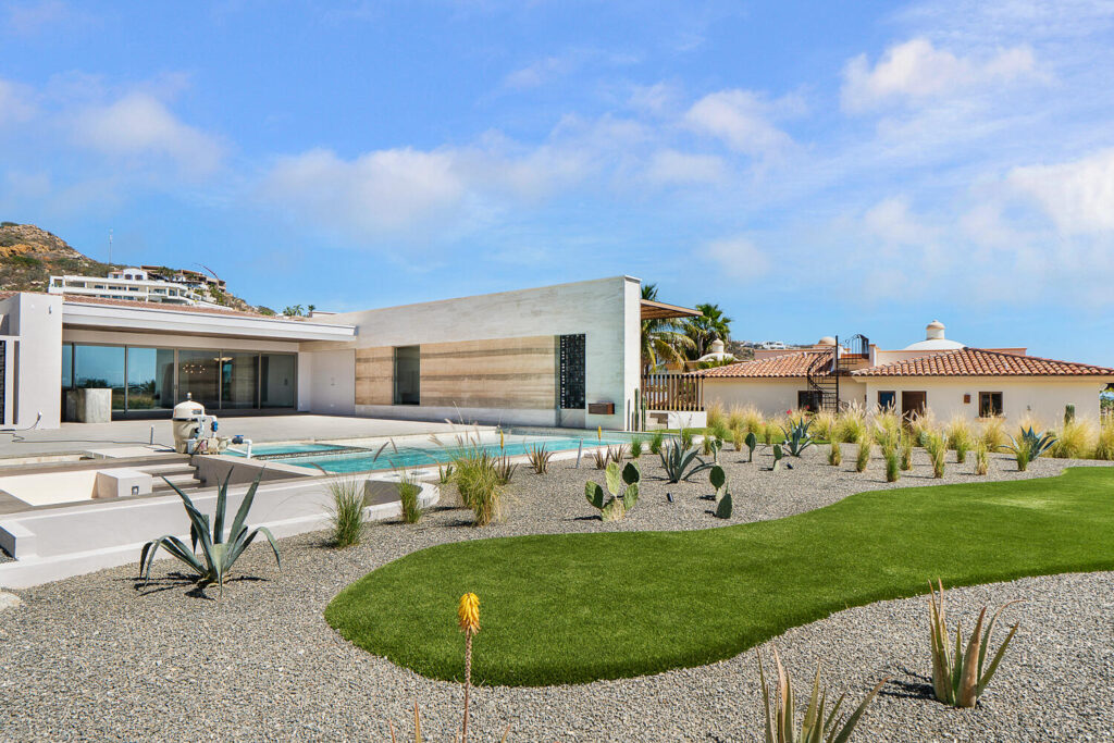 Cabo Luxury Fundadores Villa Maralta 62 offers contemporary coastal living in Puerto Los Cabos.This newly built 5-bedroom residence is designed around seamless indoor-outdoor flow, with main living areas opening toward the terrace, pool, and ocean – 62 Villa Maralta, San Jose del Cabo, BS
