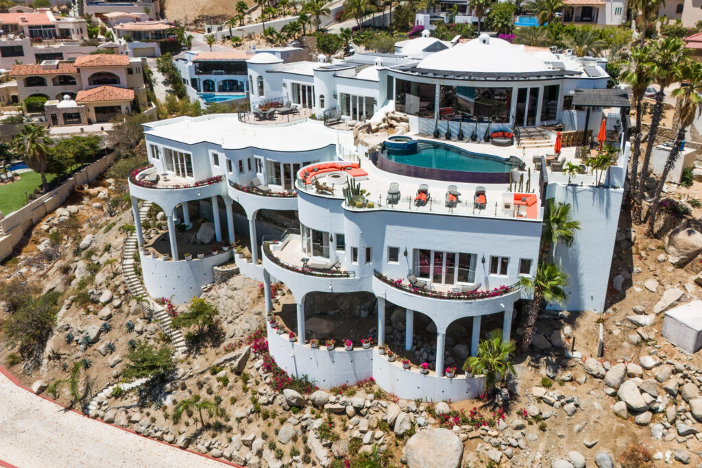 Cabo Luxury Pedregal Csl Located in the prestigious gated community of Pedregal, Casa Buzzard is a rare opportunity to own a large scale ocean – Camino Del Pacífico L9 / Mz 2, Cabo San Lucas, BS