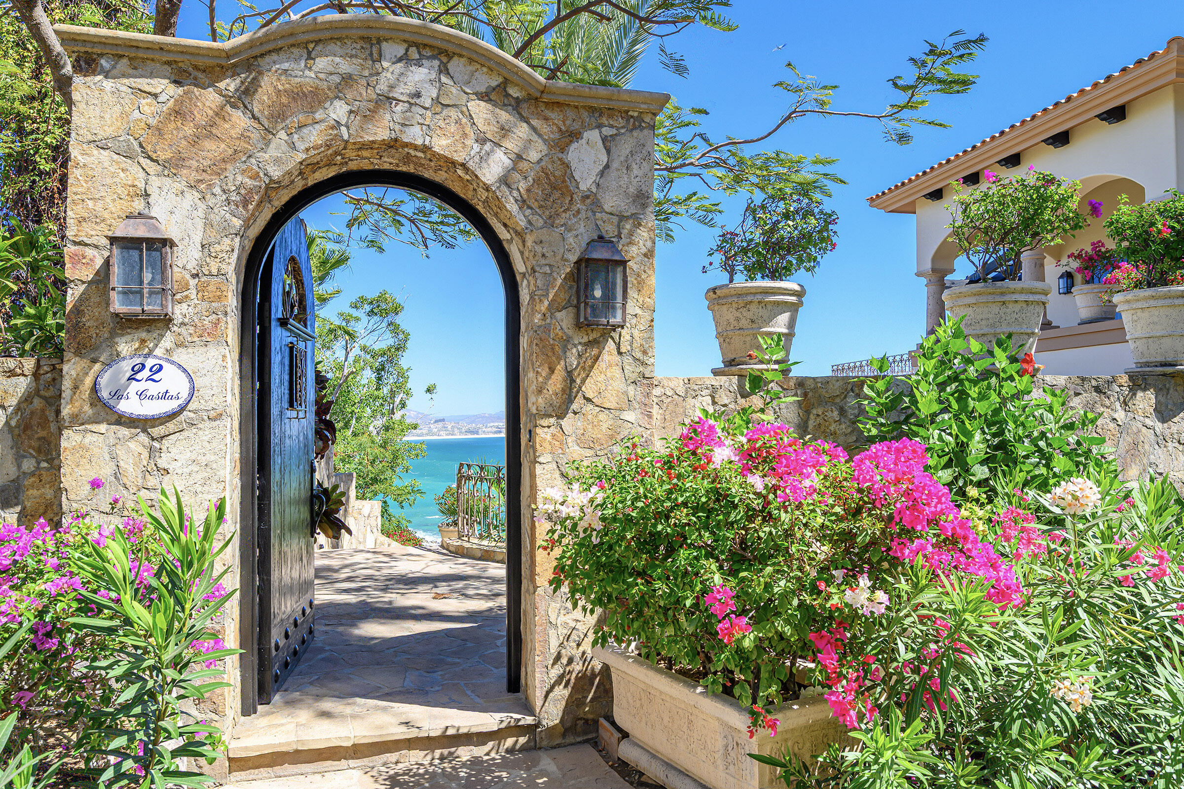 Cabo Luxury Villas Del Mar Casita 22 is a masterpiece of scenic living, offering breathtaking, unobstructed for sale