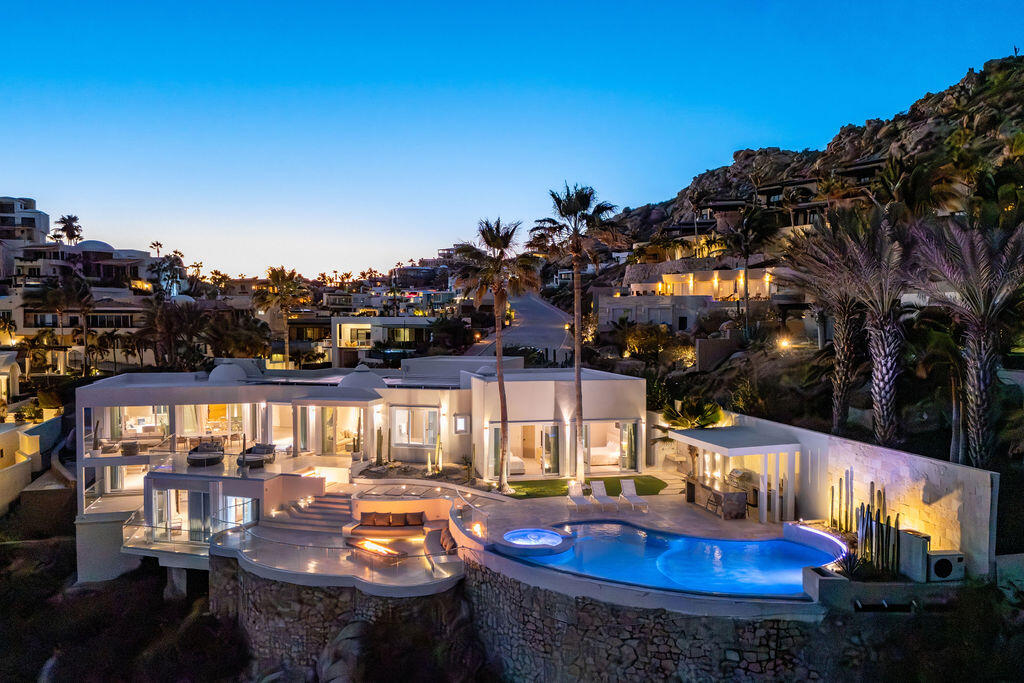 Cabo Luxury Pedregal Csl Perched high above the Pacific in the coveted gated community of Pedregal, Casa Nautilus delivers absolutely unmatched, jaw-dropping – Cliff-Front Casa Nautilus, Cabo San Lucas, Cabo San Lucas, BS