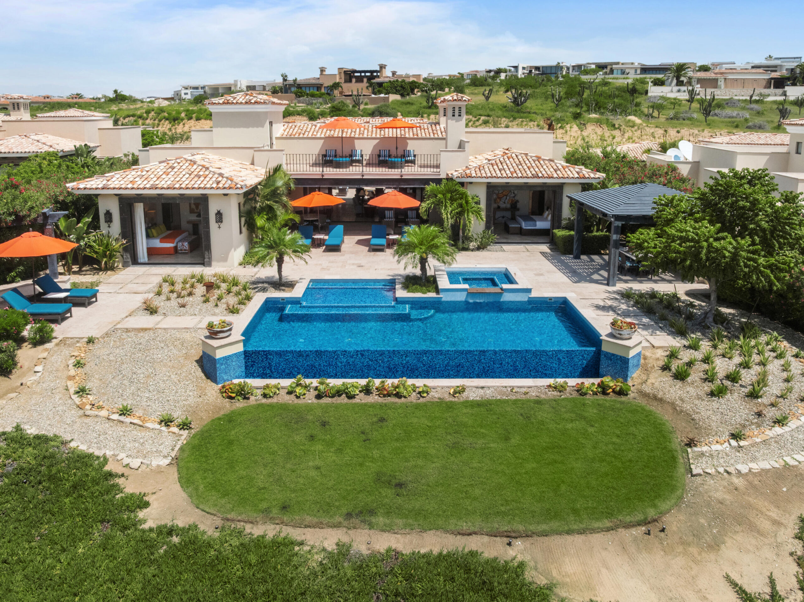 Cabo Luxury Golf Villas for sale