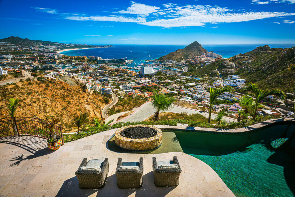 Cabo Luxury Pedregal Csl Perched majestically above the iconic PEDREGAL sign, this rare estate offers the most coveted vantage point in Baja. Experience breathtaking dual – M17 L 143A Cjon. Del Quijote, Cabo San Lucas, BS