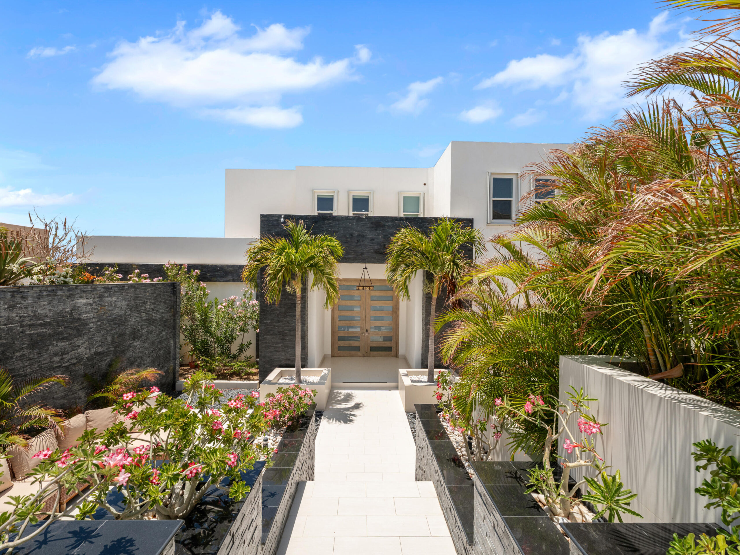 Cabo Luxury Pedregal Csl Experience the height of modern coastal living at Villa Lands End, a one-of-a-kind luxury estate perched on a dramatic rock formation with commanding for sale