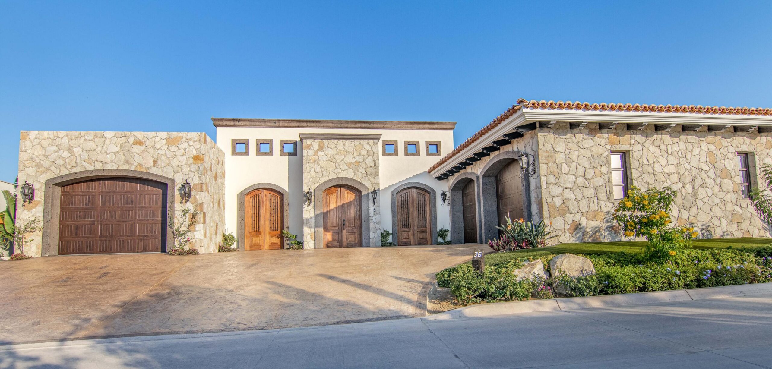 Cabo Luxury Golf Villas Explore this exceptional Golf Villa in Diamante, offering sweeping – 36, Oasis Golf Villa, Pacific, Pacific, BS